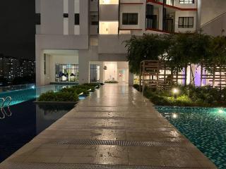 Bright Cozy Home & Welcoming Stay WI-FI VIM3 at Manjalara - 3