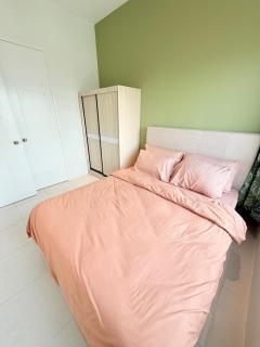 Bright Cozy Home & Welcoming Stay WI-FI VIM3 at Manjalara - 1