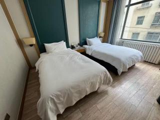 World Hotel Jinan Harmony Plaza Qilu Children's Hospital Branch - 8