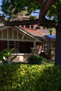 Carlyle Bungalow - 6