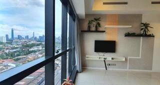 Infinity KLCC Pool at M City Ampang - 5