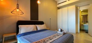 Infinity KLCC Pool at M City Ampang - 9