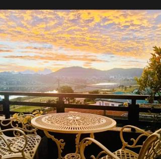 Queens Lake Cabin - 5