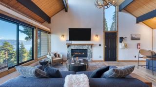 Lake Tahoe Luxury Cabin by AvantStay Lake View - 6