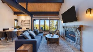 Lake Tahoe Luxury Cabin by AvantStay Lake View - 3