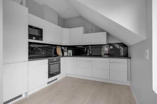 Central apartment with a nice view and parking - 5