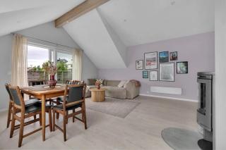 Central apartment with a nice view and parking - 1