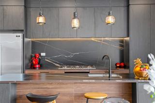 Its a bit country and a bit town - 8