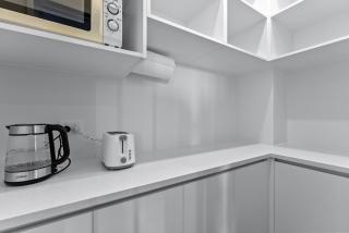 Its a bit country and a bit town - 4