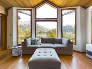 Breathtaking Ocean, Mountain & Juneau Views - 4