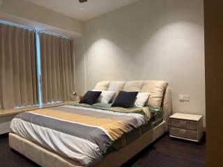 R&F, Luxe Seaview Suite, 2B2B, Walk to CIQ & Mall - 2