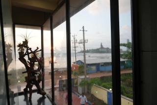 Blue Pearl Beach Guest House - 9