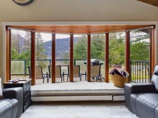 Juneau 3 bedroom home with Ocean & Mountain Views - 0