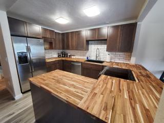 Juneau 3 bedroom home with Ocean & Mountain Views - 6