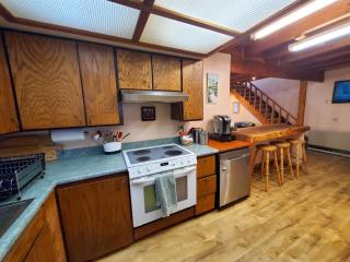 Juneau Cabin near Eaglecrest & Trails - 2