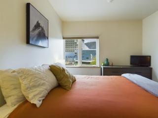 Downtown Juneau Gem 1BR Apt with Stunning Views! - 8