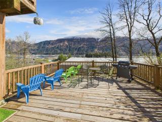 Ocean Views & Huge Deck Walk to Beach & Trails! - 9