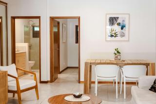 Latitude 17 - Suite 4 - 7