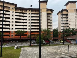 Comfortable accommodation near UITM Shah Alam - 5