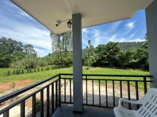 Maisuree Lanta Resort-Long Beach - 2