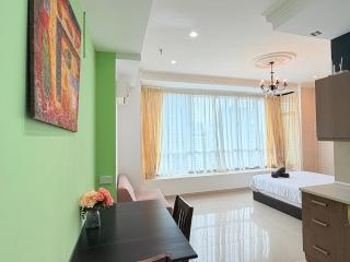 Park View Studio Apartment - 8