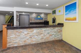 Days Inn by Wyndham Mason City - 7