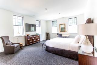 The Delafield Hotel - Delafield - 2