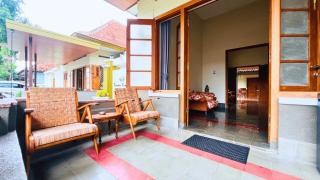 Yuwono Hotel & Villa Malioboro - 2
