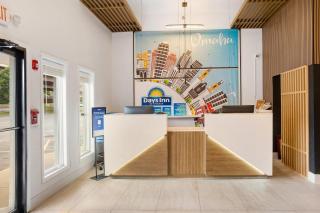 Days Inn by Wyndham Omaha - West Dodge - 7