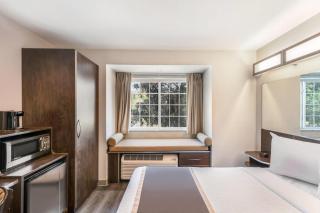 Microtel Inn & Suites by Wyndham Pearl River/Slidell - 2