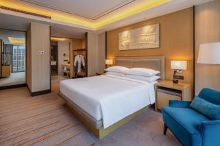 Hilton Manila Newport World Resorts - 6