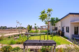 צימרים למשפחות, אירוח ~כימים אחדים~ משק אביגור-מקובר - 8