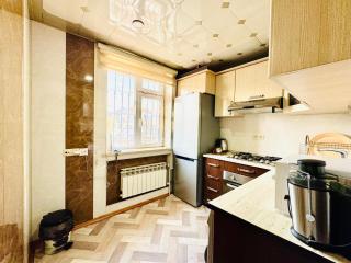 Cozy City Center Apartment - 2