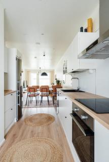 Spacious Townhouse Apartment Hosted by Hygge Host - 0