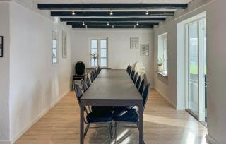 6 Bedroom Stunning Home In Give - 7