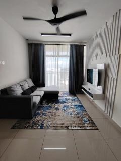 Sadiyra Homestay next to Alamanda Mall, Netflix & Wifi - 6