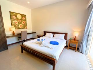 Spacious Authentic Thai-Style Pool Villa Rawai - 6