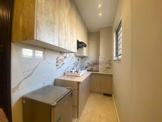 Saiban Holidays 102 - 4