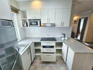La Grande Residence 1BR Corner unit Phase 2-710 - 1