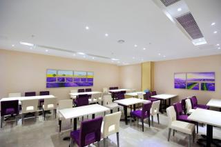 Lavande Hotel Guangzhou Panyu Chimelong Xiajiao Metro Station Branch - 2