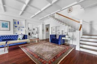 Gorgeous Historical Mansion on the Lake Front - 7