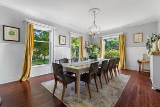 Gorgeous Historical Mansion on the Lake Front - 1