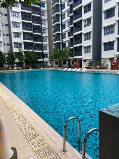 Orak Villa Homestay at Suria Residence Bukit Jelutong - 3