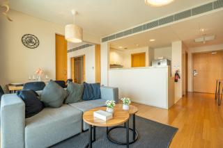 Stylish 1BR Retreat Al Sana, Al Raha Beach - 2