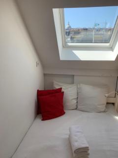 Charmant Nid Vue tout Paris Neuf Calme Clair Ascenseur AC - 8