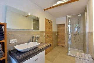 Alter Balken-Neuer Glanz - Ferienhaus Luna im Herzen Suhl Heinrichs - 5