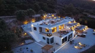 Villa Issima, Breathtaking Sea View & Jacuzzi - 3