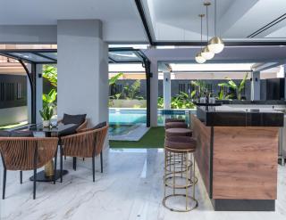 Captain Napoleon Paterakis CNP Luxurious Suites - 8