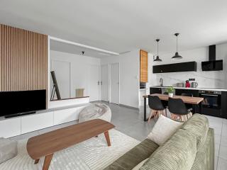 Parking Privé, Bord de mer, Saint-Nazaire - 6