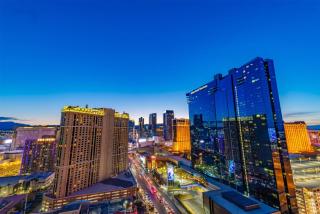 Hilton Grand Vacations Club Elara Center Strip Las Vegas - 8